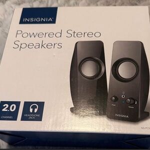 Insignia Black Powered Stereo Speakers